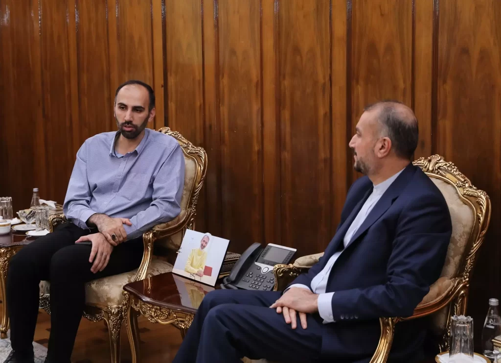 Iranian FM's meeting with Hamid Nouri's family - Social Media / WANA News Agency