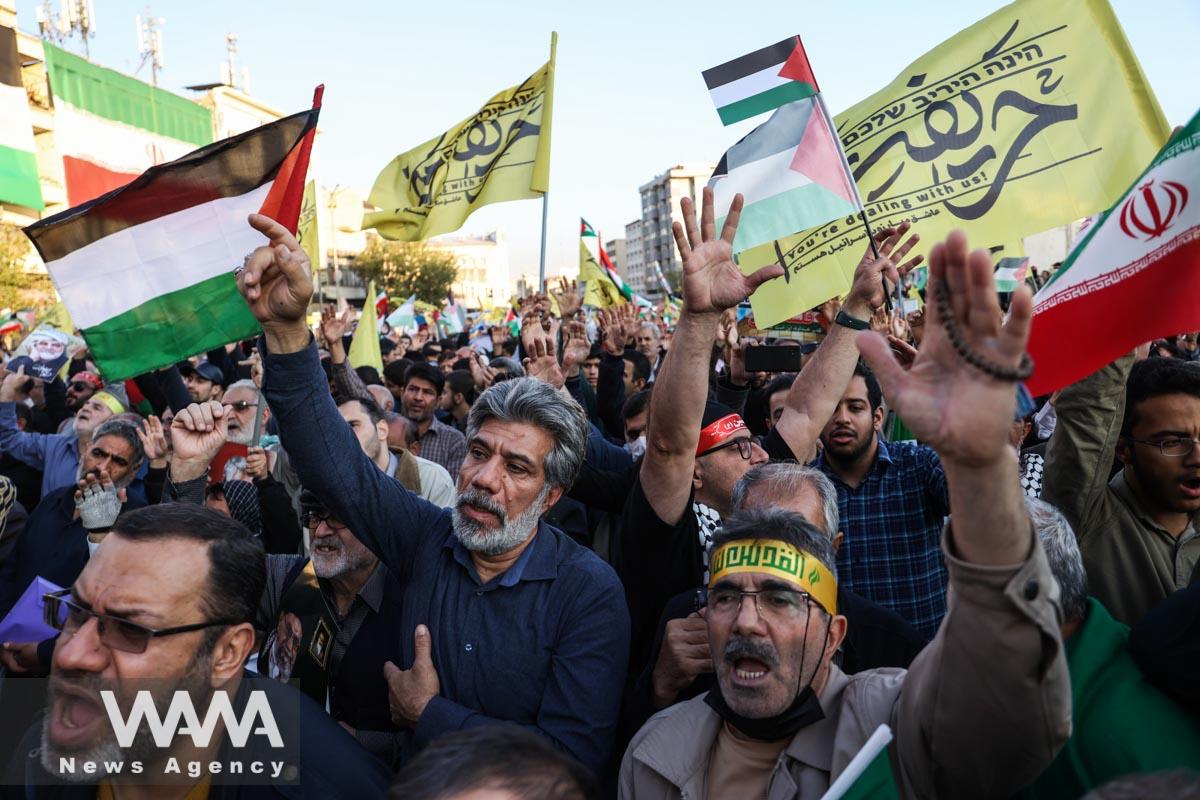 Protesters chant slogans during an anti-Israel protest in Tehran/WANA (West Asia News Agency)