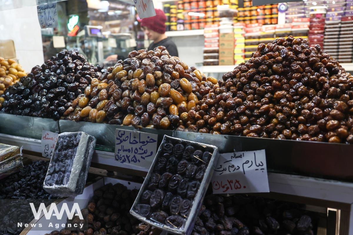Dates are seen in a shop during the holy month of Ramadan in Tehran/WANA (West Asia News Agency)