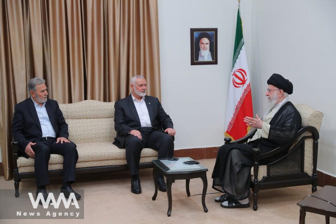 WANA - The Supreme Leader of the Islamic Republic of Iran, in a meeting with Ismail Haniyeh and Ziad al-Nakhalah