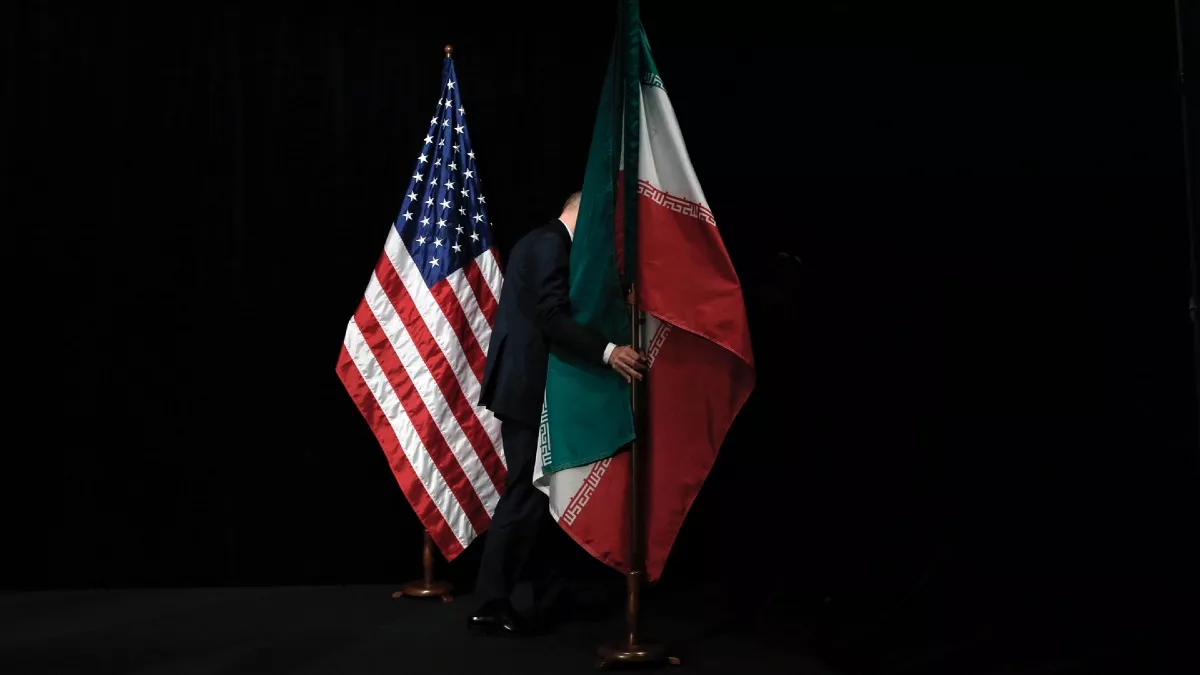 WANA - Iran and US flags