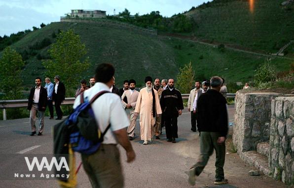 Ayatollah Khamenei in morning walk on Abidar Mountain in Sanandaj without any formalities or fear, and interacting with local hikers, during his travel to Kurdistan region 2009 . Social Media / WANA News Agency