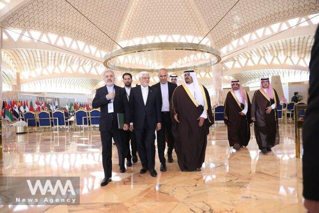 The second emergency meeting of the Organization of Islamic Cooperation (OIC) and the Arab League began in Riyadh