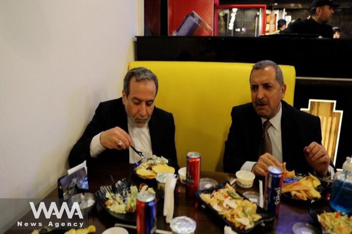 After meeting with Syrian President Bashar al-Assad to discuss terrorist group movements and bilateral relations, Araqchi dined at a restaurant in the "Mezze" district, enjoying Damascus' famous shawarma alongside local residents. WANA News Agency