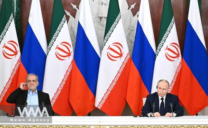 Russian President Vladimir Putin and Iranian President Masoud Pezeshkian meet in Moscow, Russia January 17, 2025. / WANA News Agency