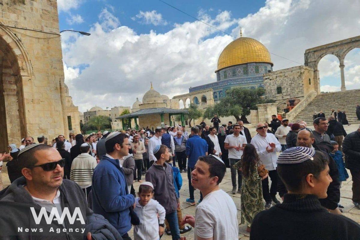 Desecration of the Al-Aqsa Mosque by extremist Zionists, led by a minister of the Israeli regime. Social media/ WANA News Agency